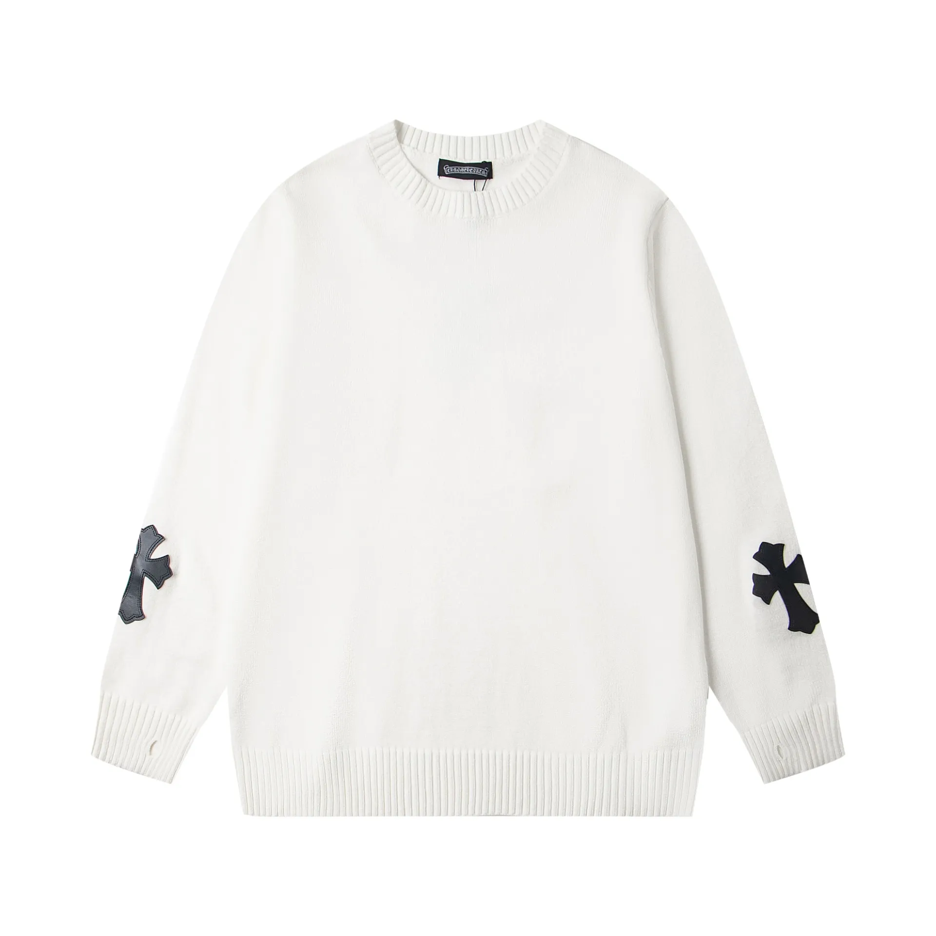 P260 model number: G801 Chrome Hearts new cross knitted jacquard appliqué embroidered round neck sweatshirt 1️⃣ Purchase the original version, containing 20% ​​wool. The item is made of custom-dyed and custom-spun yarn. It is heavy enough and thick enough to feel heavy in the hand. The workmanship details are perfectly controlled, and the upper body effect is also very comfortable! 2️⃣ It is very youthful and energetic, and can be easily worn by both men and women. It is very in line with the fashion aesthetic concepts of today's young people, creating a casual and lazy fashion tone. It is a must-have for couples in autumn and winter! 3️⃣ Complete accessories, same style for men and women. Color: black, white Size: S, M, L
